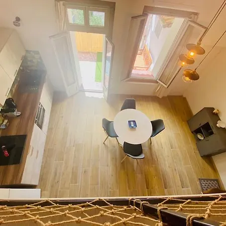 Suzon Petit Loft Terrasse Et Clim Cote Mairie Apartment Sete Exterior photo